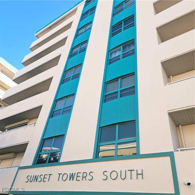 2 bedroom Condominium at 4807 Sunset Ct 107, Sunset Towers Condo, Cape Coral — photo 1