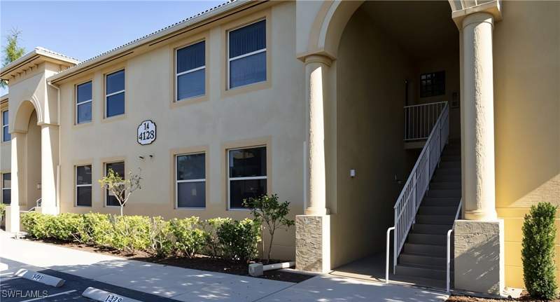 3 bedroom Condominium at 4128 Bellasol Cir 1423, Bellasol, Fort Myers — photo 2
