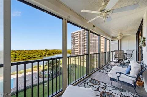 11 Bluebill Ave 404, Naples FL - photo 13 of 50
