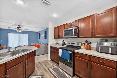 1511 NE 13th Ter, Cape Coral FL - photo 14 of 24