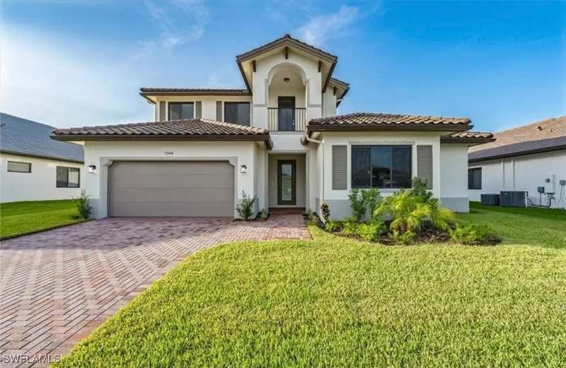 5 bedroom SingleFamilyResidence at 5048 Gambero Way, Maple Ridge, Ave Maria — photo 1