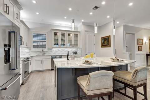 9637 Montelanico Loop 203, Naples FL - photo 7 of 46