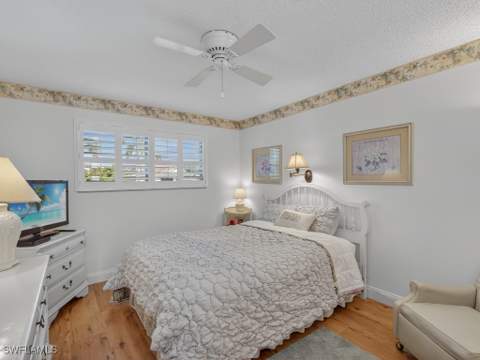 766 Central Ave 101, Naples FL - photo 10 of 19