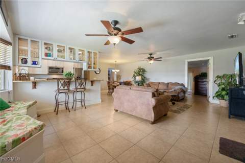 5128 York Ct, Cape Coral FL - photo 15 of 50