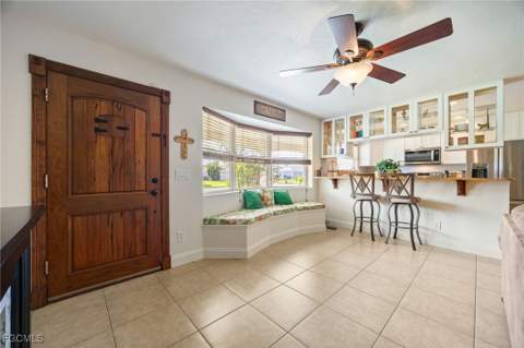 5128 York Ct, Cape Coral FL - photo 6 of 50