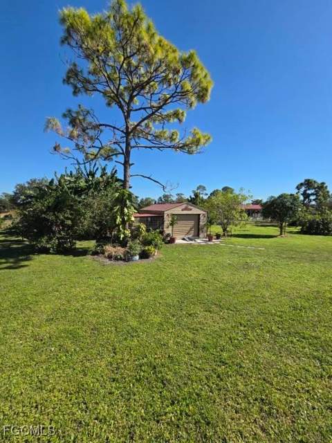 1860 Poinsettia Ave, Lehigh Acres FL - photo 17 of 48
