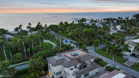 1441 Gulf Shore Blvd S, Naples FL - photo 6 of 49