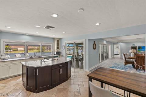 1236 Lamplighter Ct, Marco Island FL - photo 13 of 48