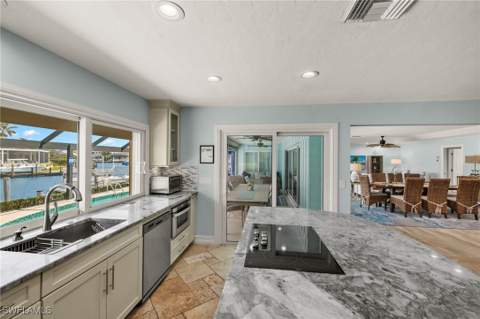 1236 Lamplighter Ct, Marco Island FL - photo 15 of 48