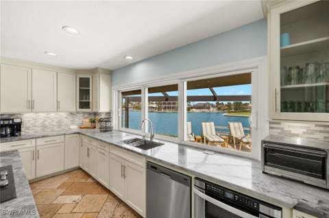 1236 Lamplighter Ct, Marco Island FL - photo 17 of 48