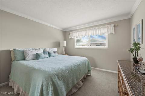 2500 Gulf Shore Blvd N N4, Naples FL - photo 9 of 27