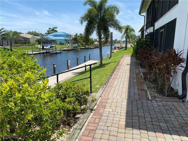 2 bedroom Condominium at 1521 SW 47th Ter 103, Southern Palms, Cape Coral — photo 1