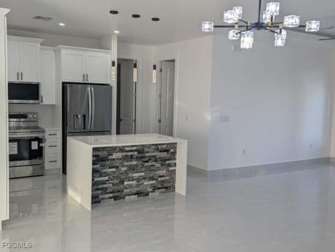 1510 SE 35th St, Cape Coral FL - photo 13 of 35