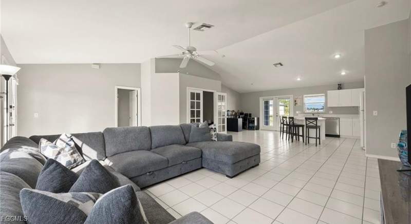 3 bedroom SingleFamilyResidence at 1915 SW 2nd St, Cape Coral, Cape Coral — photo 5