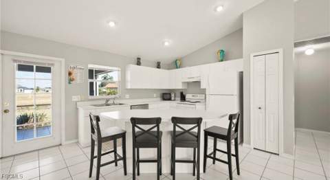 1915 SW 2nd St, Cape Coral FL - photo 7 of 29