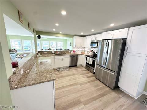 17650 Bryan Ct, Fort Myers Beach FL - photo 11 of 38