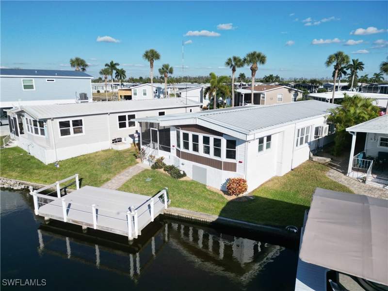 2 bedroom ManufacturedHome at 17650 Bryan Ct, Bayside Estates, Fort Myers Beach — photo 5