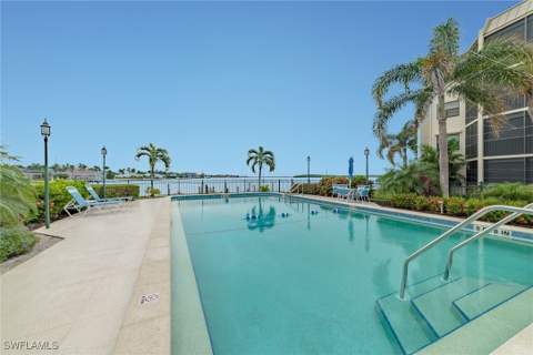 929 Collier Ct B201, Marco Island FL - photo 23 of 31