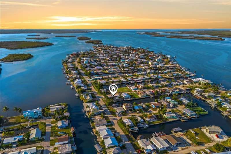 3 bedroom SingleFamilyResidence at 2631 Bayshore Dr, Gearys Addn To Matlacha, Matlacha — photo 1
