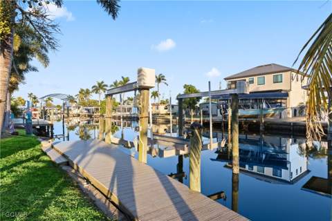 2631 Bayshore Dr, Matlacha FL - photo 24 of 34
