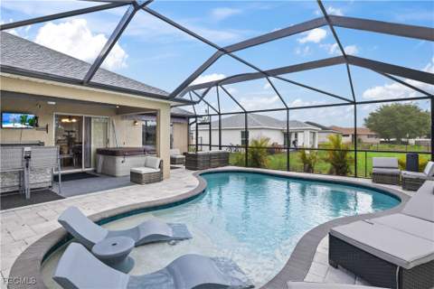 927 NW 12th Ter, Cape Coral FL - photo 22 of 34