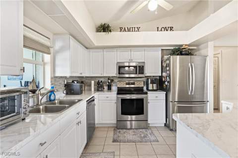 927 NW 12th Ter, Cape Coral FL - photo 9 of 34