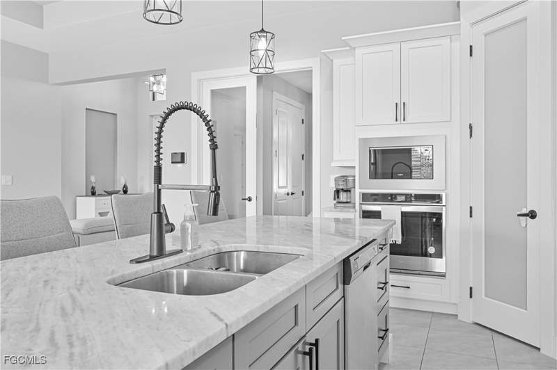 3 bedroom SingleFamilyResidence at 1308 SW 4th Ln, Cape Coral, Cape Coral — photo 3
