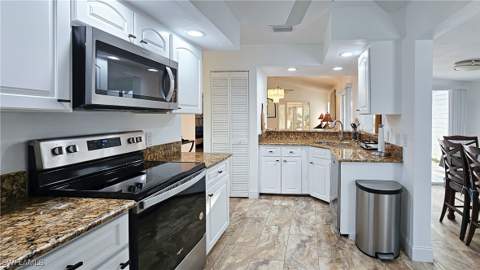14805 Crooked Pond Ct, Fort Myers FL - photo 11 of 50