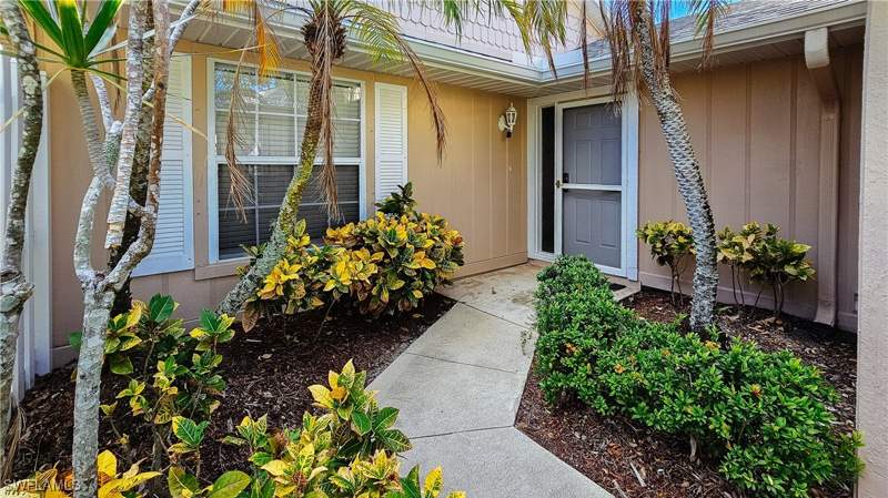 3 bedroom SingleFamilyResidence at 14805 Crooked Pond Ct, Crooked Pond, Fort Myers — photo 4