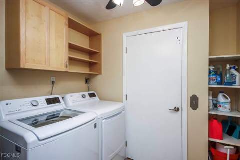 3284 Twin Lakes Ln, Sanibel FL - photo 15 of 48
