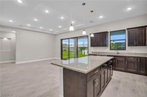 3737 SW 2nd St, Cape Coral FL - photo 8 of 11