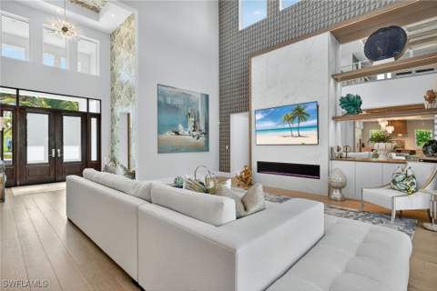 405 7th Ave N, Naples FL - photo 8 of 50