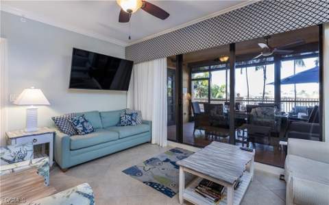 5704 Cape Harbour Dr 105, Cape Coral FL - photo 10 of 50