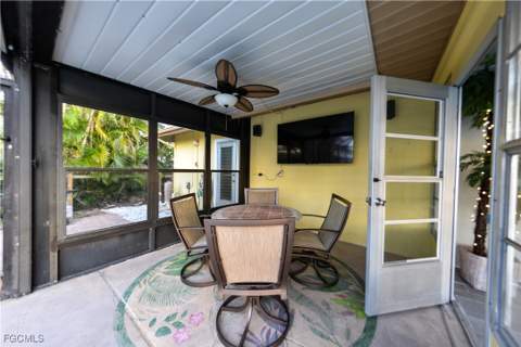 220 Albatross St, Fort Myers Beach FL - photo 20 of 43