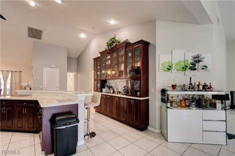 4332 Country Club Blvd, Cape Coral FL - photo 12 of 45