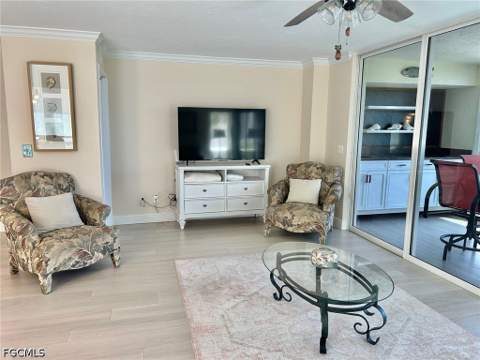 497 E Gulf Dr 4, Sanibel FL - photo 11 of 24