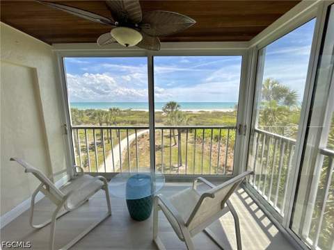 497 E Gulf Dr 4, Sanibel FL - photo 17 of 24