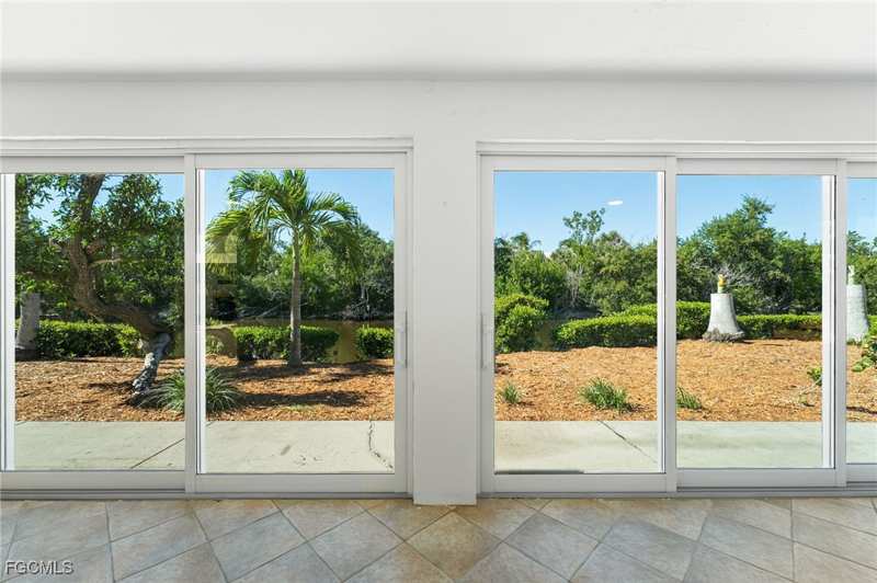 3 bedroom SingleFamilyResidence at 241 Violet Dr, Long Acre Lake, Sanibel — photo 1