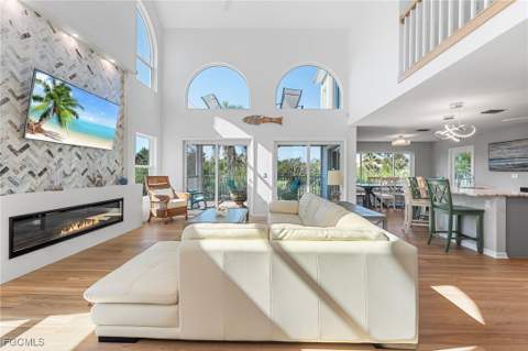 241 Violet Dr, Sanibel FL - photo 15 of 50