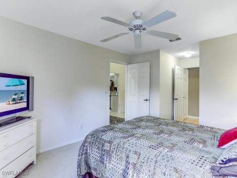 2220 Chesterbrook Ct 6-202, Naples FL - photo 15 of 32
