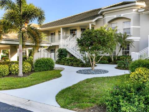 2220 Chesterbrook Ct 6-202, Naples FL - photo 20 of 32
