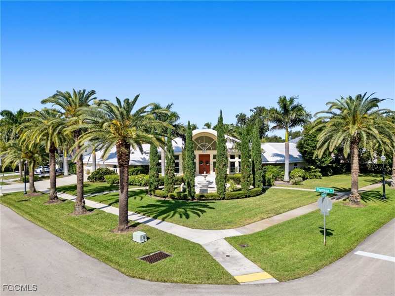 4 bedroom SingleFamilyResidence at 1299 Plumosa Dr, Riverside, Fort Myers — photo 1