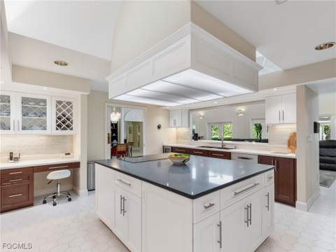 1299 Plumosa Dr, Fort Myers FL - photo 22 of 50