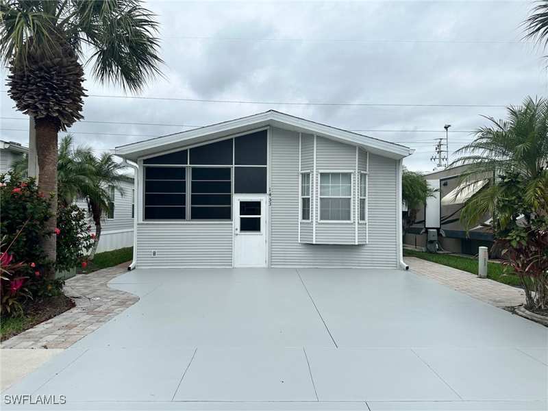2 bedroom ManufacturedHome at 1453 Diamond Lake Cir, Silver Lakes, Naples — photo 1