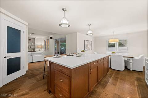 2499 10th St N, Naples FL - photo 10 of 33