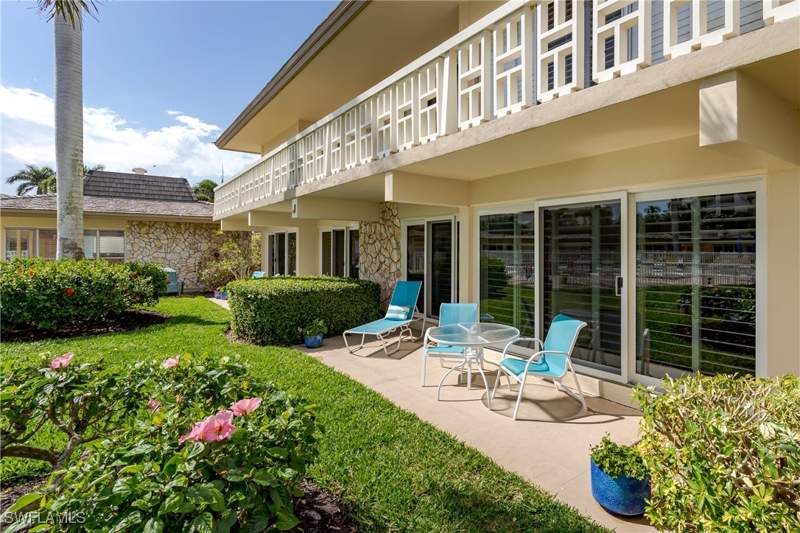 2 bedroom Condominium at 1215 Edington Pl J1/J2, Ville De Marco, Marco Island — photo 3