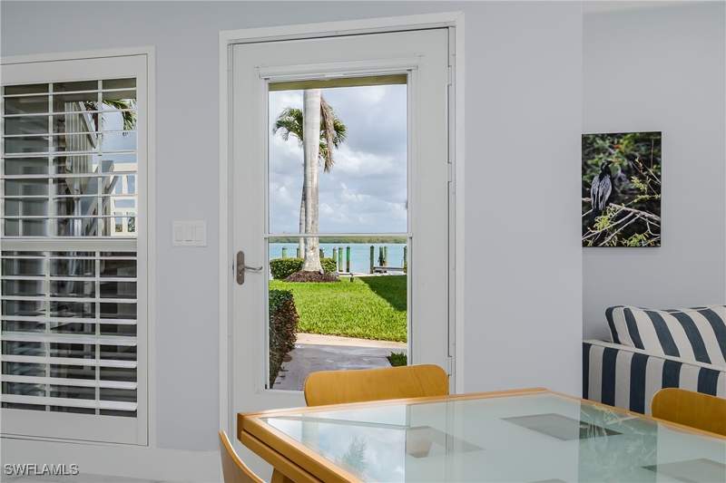 2 bedroom Condominium at 1215 Edington Pl J1/J2, Ville De Marco, Marco Island — photo 4
