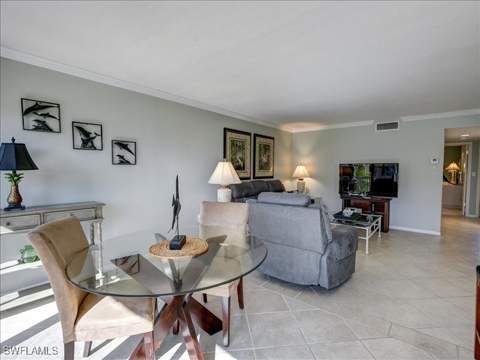 3200 Gulf Shore Blvd N 204, Naples FL - photo 18 of 29