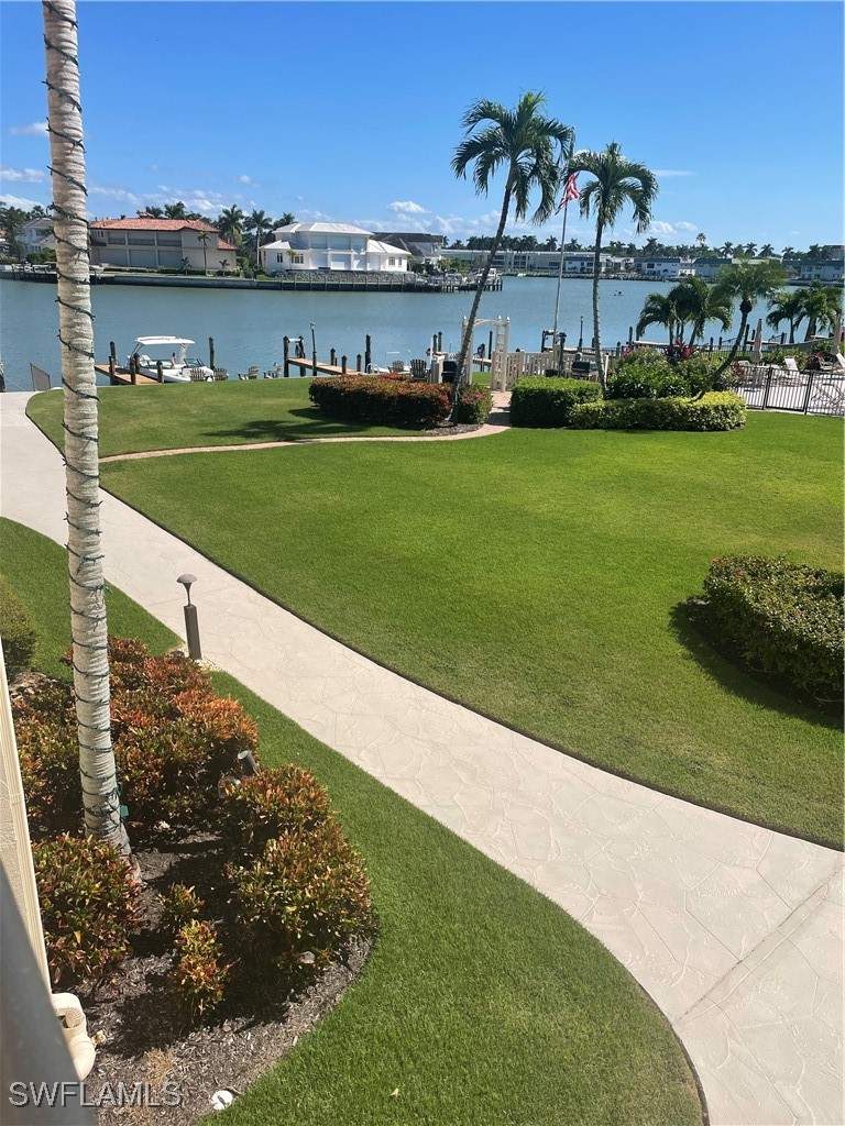 2 bedroom Condominium at 3200 Gulf Shore Blvd N 204, Coquina Club, Naples — photo 2