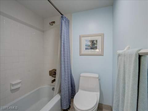 3200 Gulf Shore Blvd N 204, Naples FL - photo 22 of 29